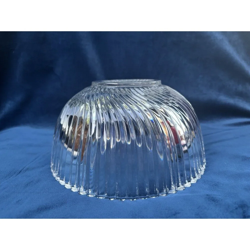Vintage Clear Ribbed Swirl Glass Serving Bowl Heavy Crystal Style Centerpiece 9”